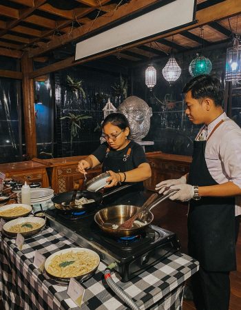 Live-Cooking-Pasta